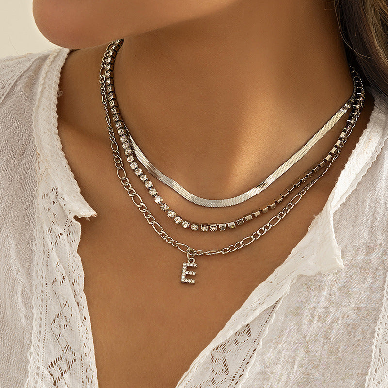 Damen mehrlagiges Collier mit eleganten Strassdetails Shop Nory