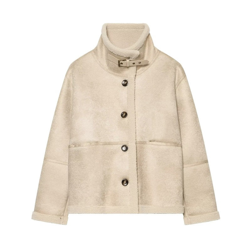 Damen Kurzjacke in Lammfelloptik mit Stehkragen, Knopf- und Schnallenverschluss Shop Nory