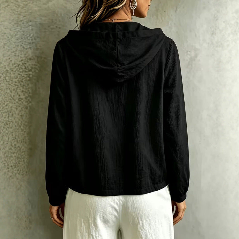 Damen Leichte Kapuzenbluse aus Baumwollcrinkle mit Knopfleiste und Tunnelzugsaum Shop Nory