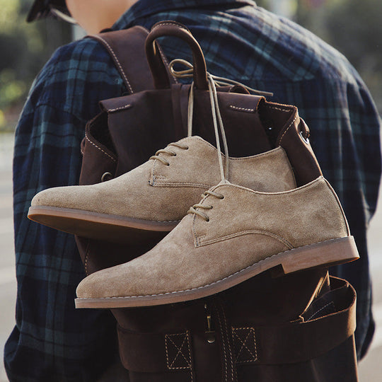 Herren Elegante Schnürschuhe aus weichem Wildleder