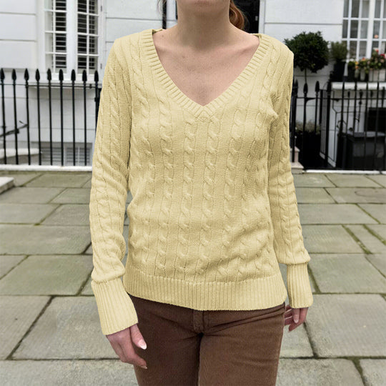 Damen nan Feinstrickpullover mit Zopfmuster, tiefem V‑Ausschnitt und schmaler Bundpassform Shop Nory