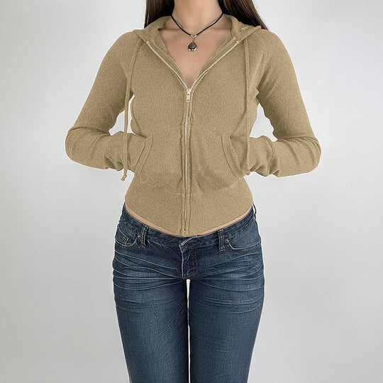Damen nan schmal geschnittene Feinstrick-Hoodiejacke mit Metallzipper, Kängurutaschen und Daumenlochbündchen Shop Nory