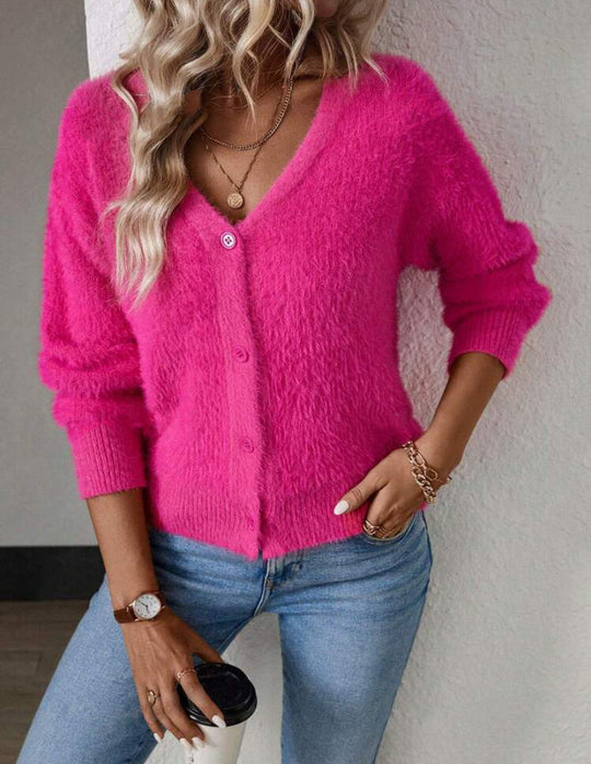 Strickjacke Damen kuschelig mit V-Ausschnitt und Knopfdetails