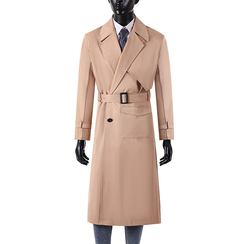 Herren Langmantel im Trenchcoat-Stil mit Sturmklappe, asymmetrischen Taschen und klassischem Revers Shop Nory