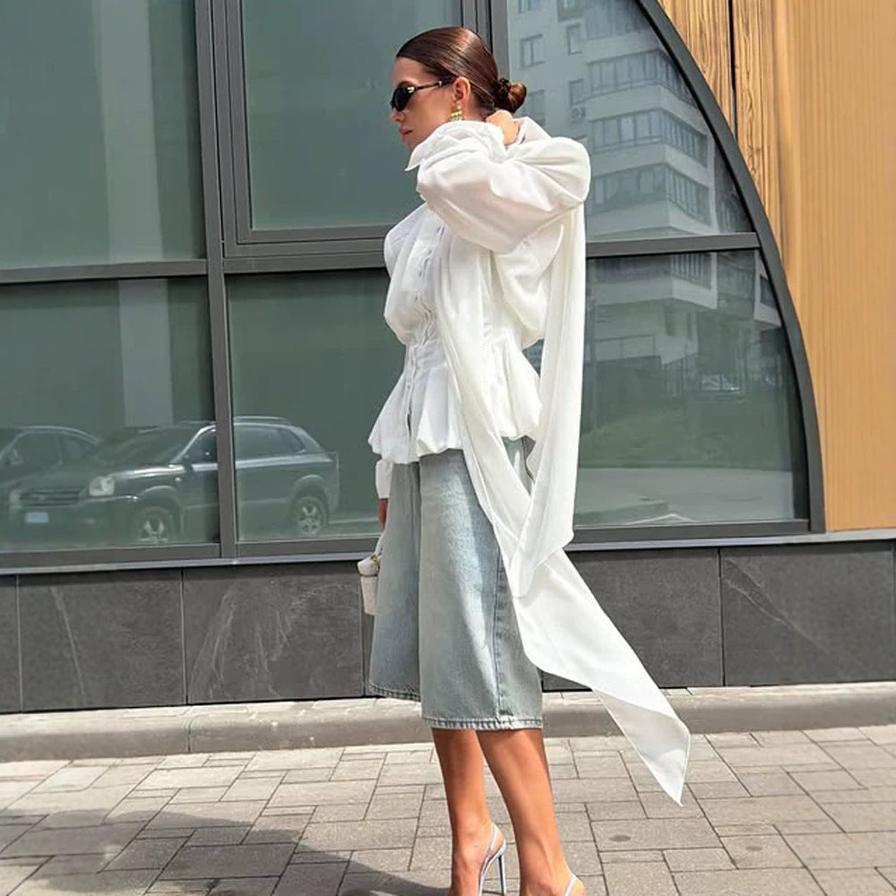 Damen Elegante Bluse mit Schlipskragen, betonten Schultern und langen Bindebändern Shop Nory