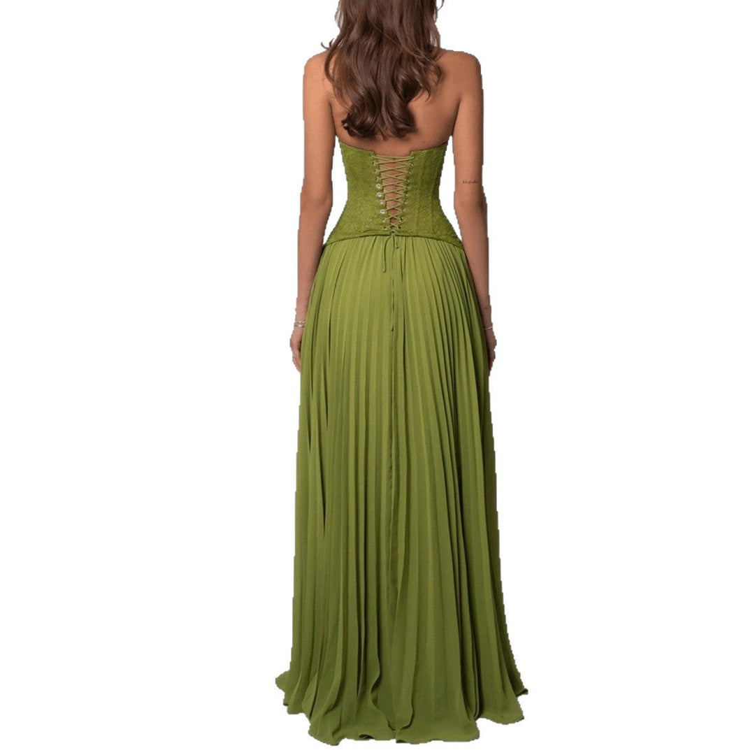 Damen nan elegantes Abendkleid mit Spitzenkorsett und plissiertem Maxirock