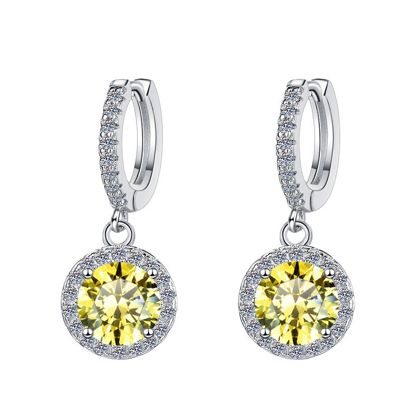 Damenohrringe mit funkelnden Kristallen und elegantem Clip-Design Shop Nory