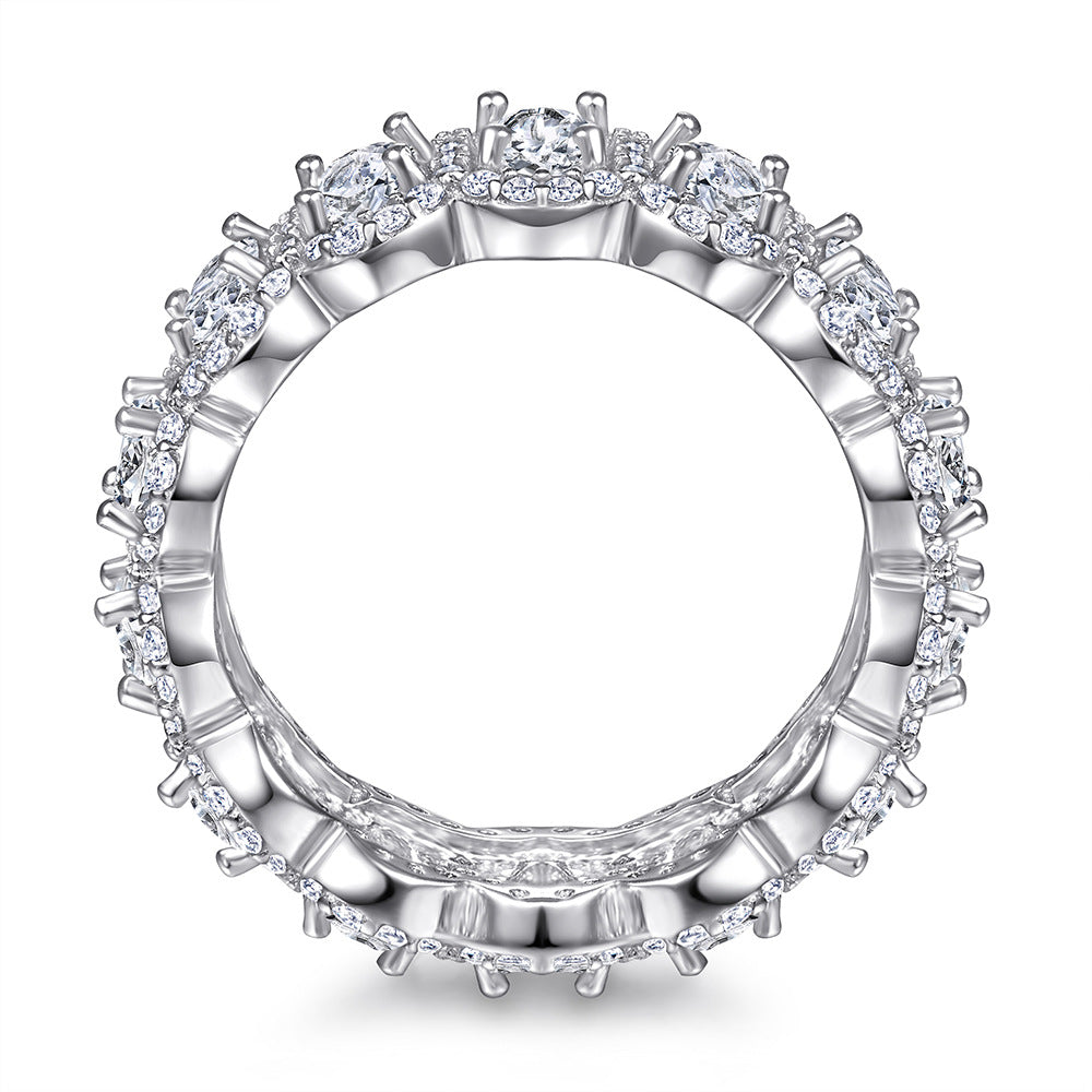 Damen Luxus Verlobungsring mit funkelnden Zirkonia-Details Shop Nory
