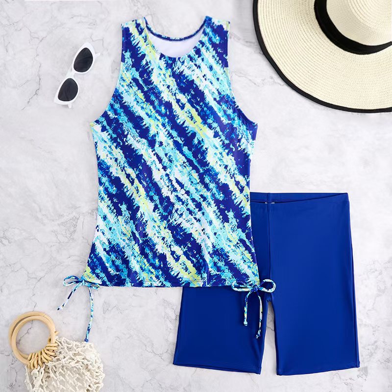 Damen Bademode-Set mit modischem Tanktop und hochtaillierten Shorts