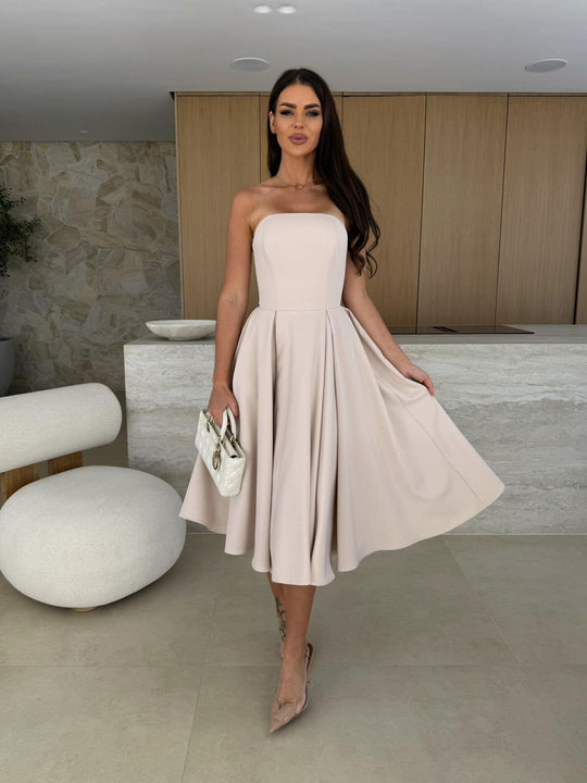 Damen elegantes Cocktailkleid mit trägerlosem Design