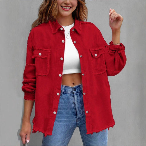 Damen Oversize-Jeanshemdjacke mit Fransenabschluss, Pattentaschen und Druckknopf-Front Shop Nory