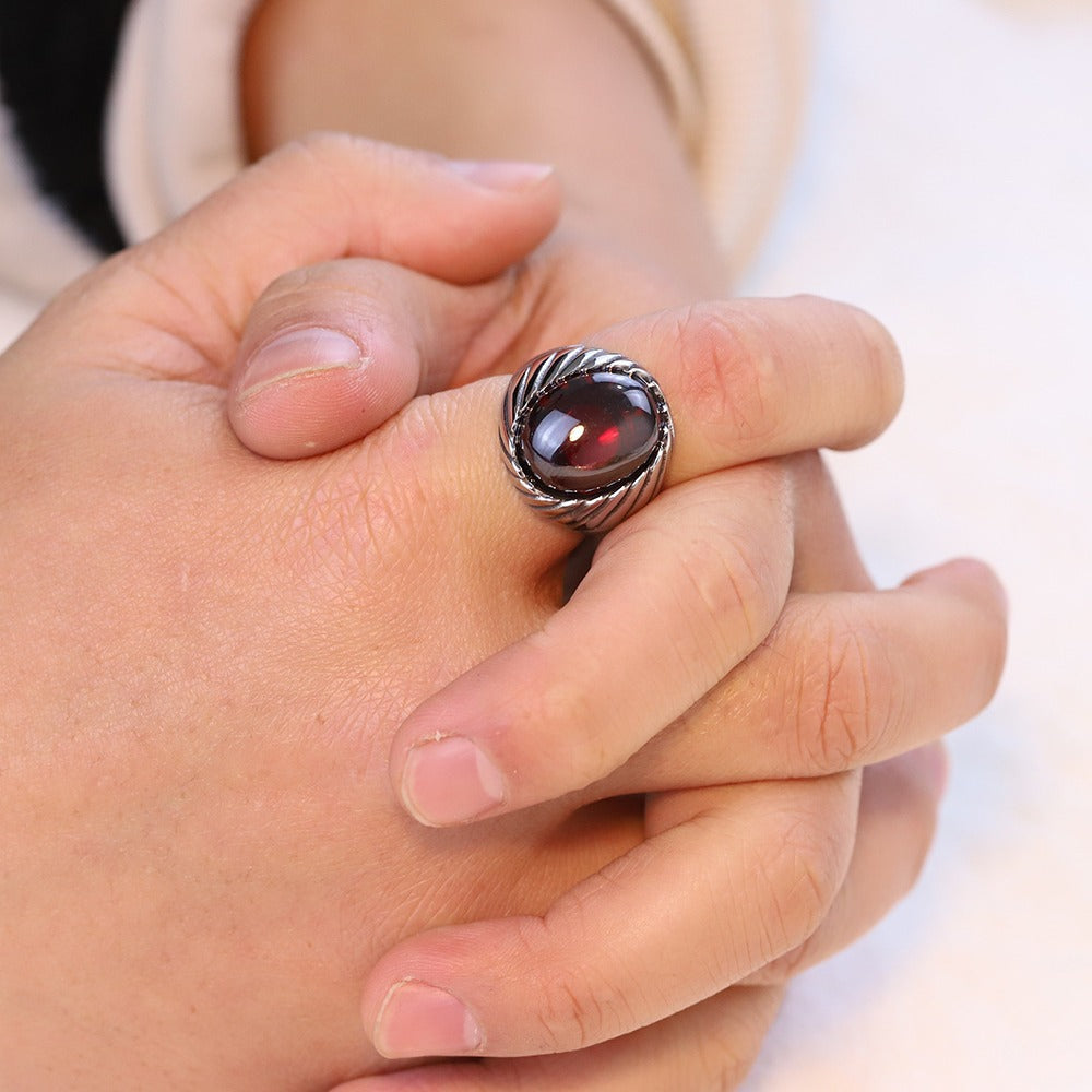Damen Siegelring mit schwarzem Onyx und kunstvollem Design Shop Nory