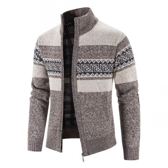Herren Strickjacke mit hohem Kragen und attraktiven Mustern Shopnory