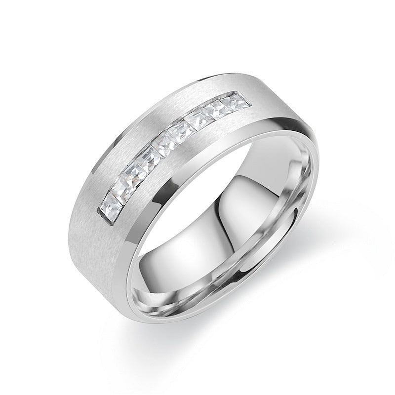 Herren Ring mit elegantem, strukturiertem Design und funkelnden Zirkonia Shop Nory