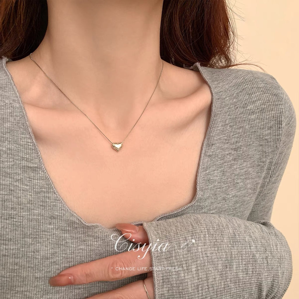 Damen Halskette mit herzförmigem Anhänger aus hochwertigem Edelstahl Shop Nory