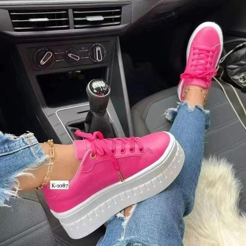 Damen Modische Plateau-Sneaker mit glattem Obermaterial, seitlichem Reißverschluss und markanter Profilsohle Shop Nory