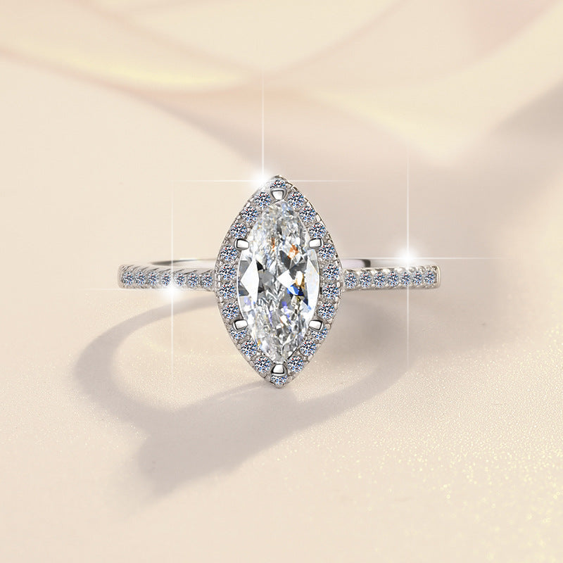 Damenring mit elegantem Marquise-Design und funkelndem Zirkonia Shop Nory