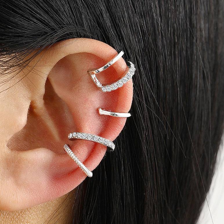Damen Ohrcuff mit funkelnden Kristallen und elegantem Design Shop Nory