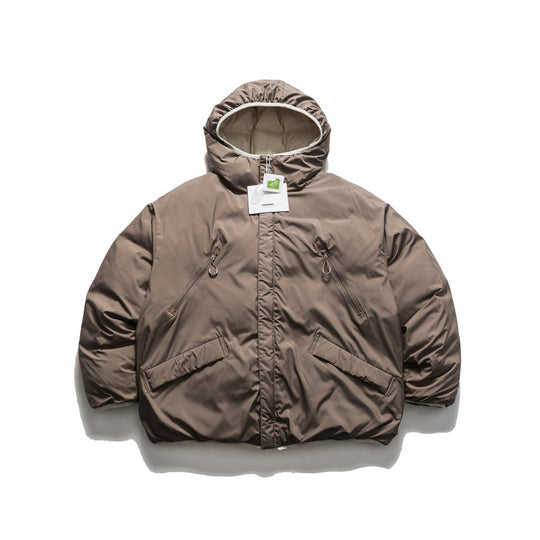 Unisex Kurze Boxy‑Pufferjacke mit voluminöser Kapuze, verdeckter Frontblende und Reißverschlusstaschen Shop Nory