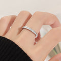 Damen klassischer Ring mit funkelnden Zirkonia-Steinen Shop Nory