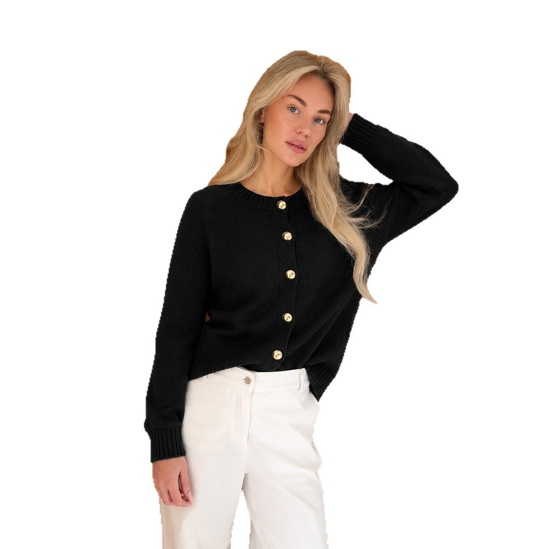 Damen kastiger Feinstrick-Cardigan mit goldfarbenen Zierknöpfen und gerippten Bündchen Shop Nory