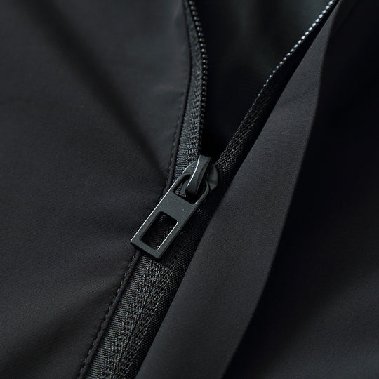 Herren Ultraleichte Wind- und Wasserabweisende Softshelljacke mit Kapuze, verdecktem Reißverschluss und elastischen Bündchen Shop Nory