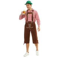 Braune Hose + Rotes Oberteil + Grüner Hut