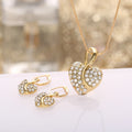 Damen Schmuckset mit funkelndem Herzanhänger und eleganten Ohrringen Shop Nory