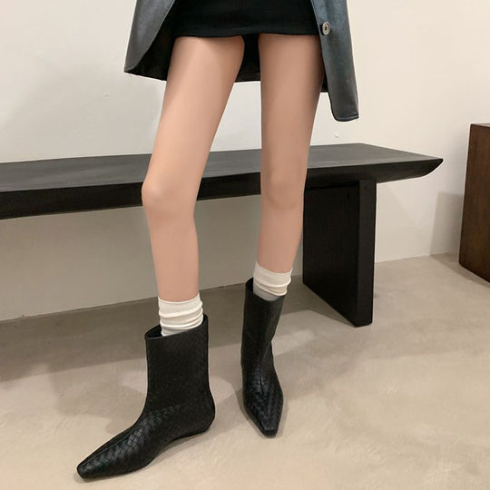 Damen Geflochtene Lederoptik-Midcalf Stiefeletten mit spitzer Zehenform und flachem Absatz Shop Nory