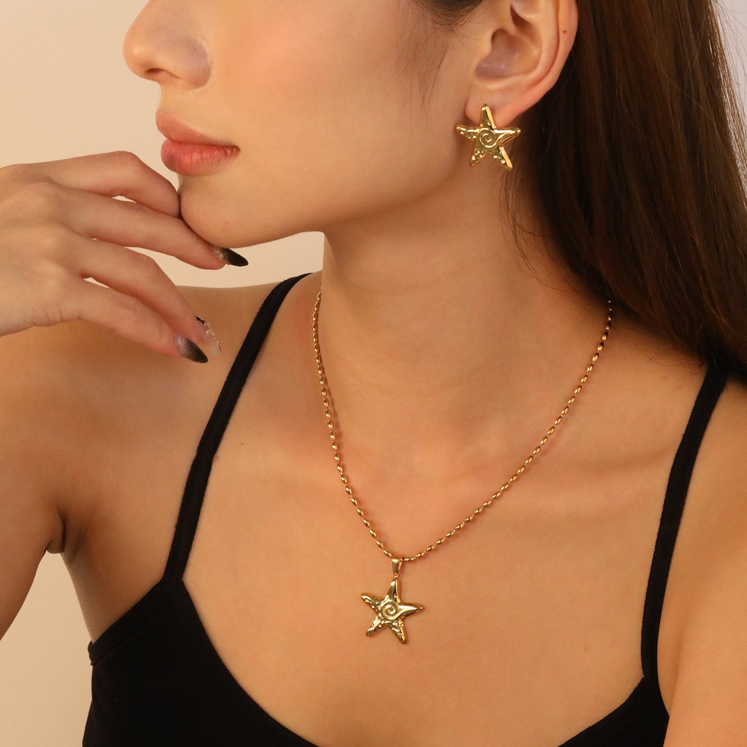 Damen Schmuckset mit stilvollem Stern-Anhänger und passenden Ohrsteckern Shop Nory