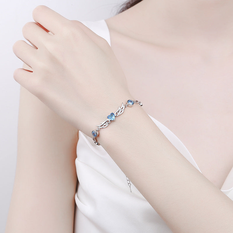 Damen Armband mit filigranem Design und funkelnden Zirkonia Shop Nory