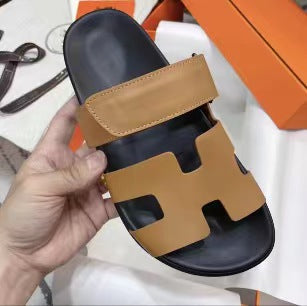 Damen Bequeme Zehentrenner-Sandalen mit breiten Riemen und rutschfester Sohle Shopnory