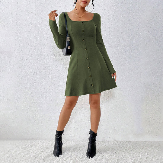 Damen ausgestelltes Strick‑Korsagenkleid mit durchgehender Knopfleiste, Square‑Neck und figurformenden Teilungsnähten Shop Nory
