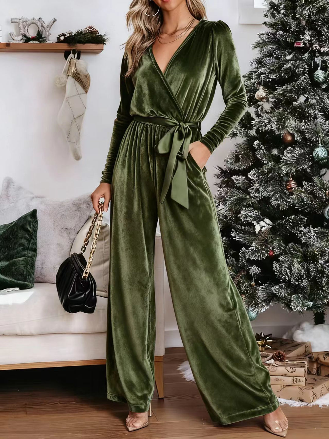 Damen Samt‑Jumpsuit mit Wickel‑V‑Ausschnitt, weitem Bein und Taillengürtel Shop Nory