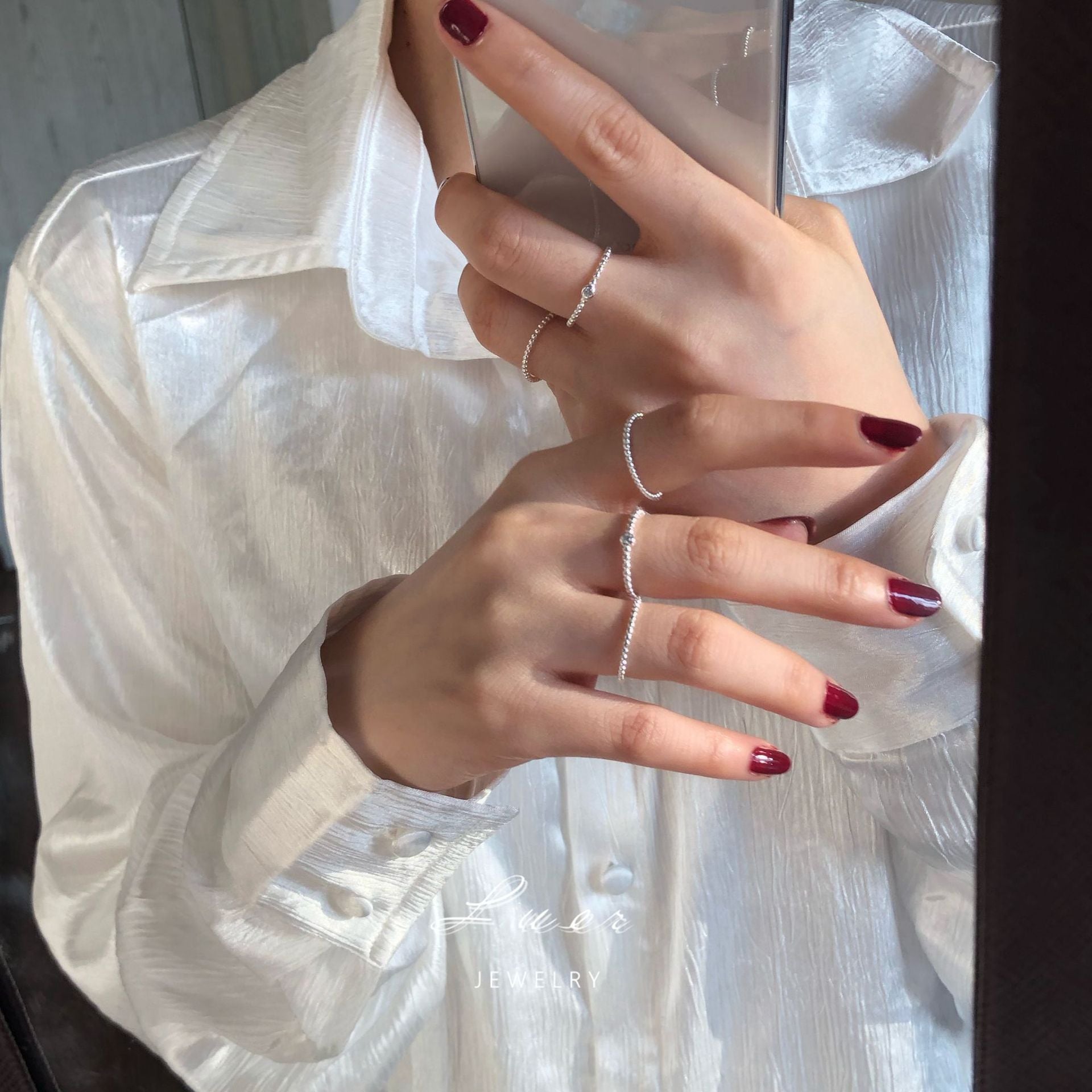 Damen schicker minimalistischer Ring mit zarten Perlenakzenten Shop Nory