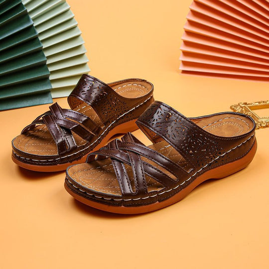 Damen komfortable und stilvolle Pantolette mit durchbrochenem Design