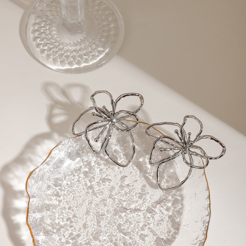 Damen filigrane Ohrstecker mit Blumenmuster Shop Nory