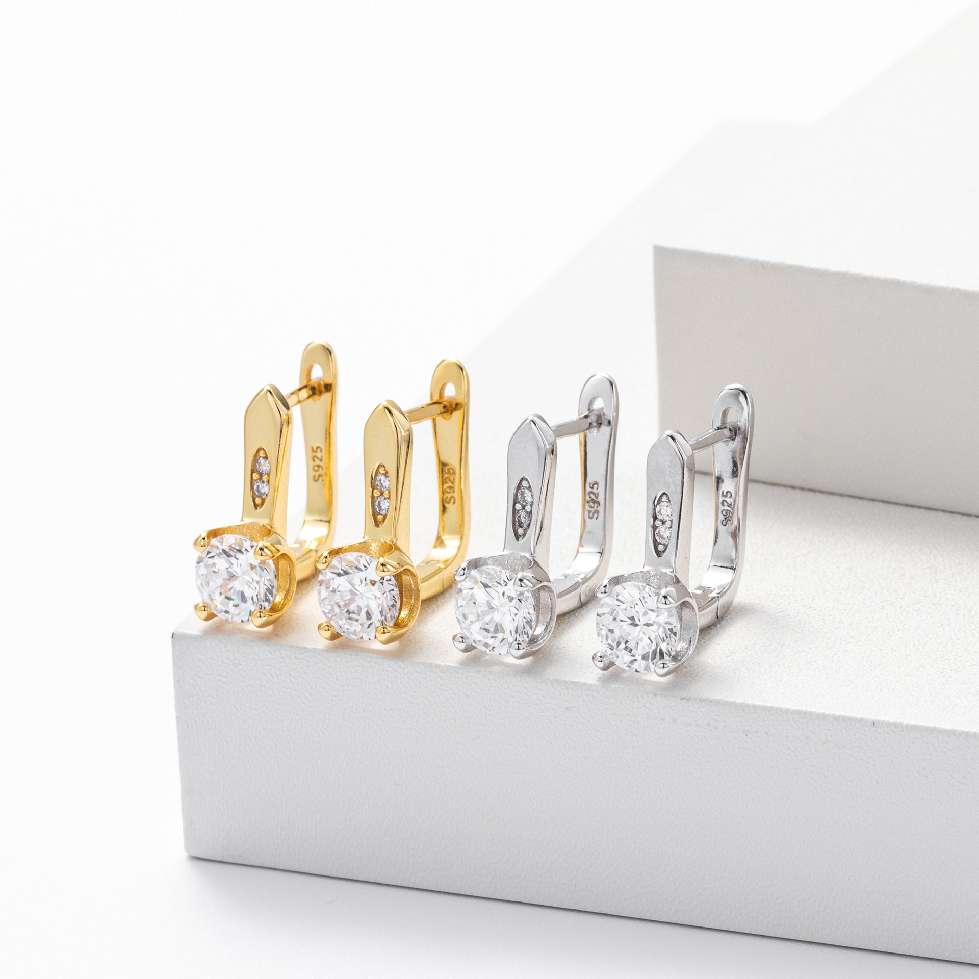 Damen Ohrhänger mit funkelnden Zirkonsteinen und hochwertigem 925 Sterlingsilber Shop Nory