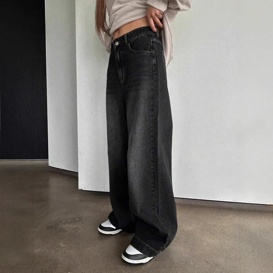 Damen Weite Jeanshose im modernem Schnitt mit elegantem Design