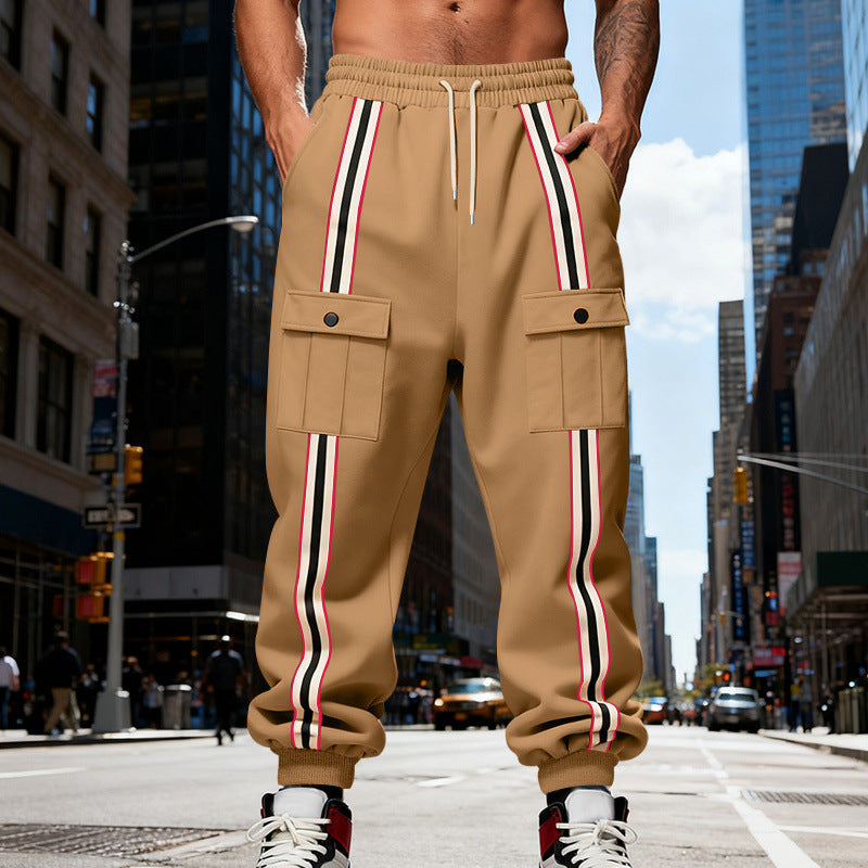Herren Cargo-Jogginghose im Urban-Streetwear-Look mit Kontraststreifen und Klappentaschen Shop Nory
