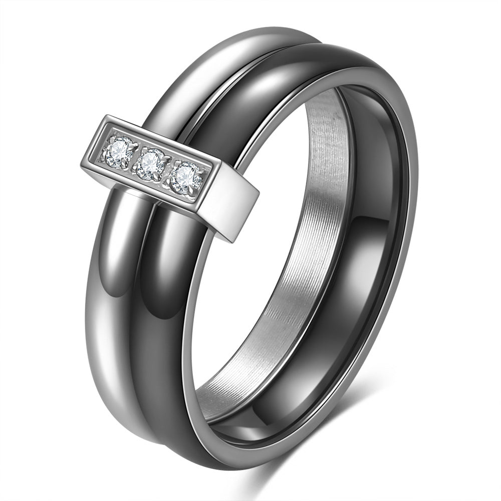 Herren Ring mit modernem, strukturiertem Design und funkelnden Zirkonia Shop Nory