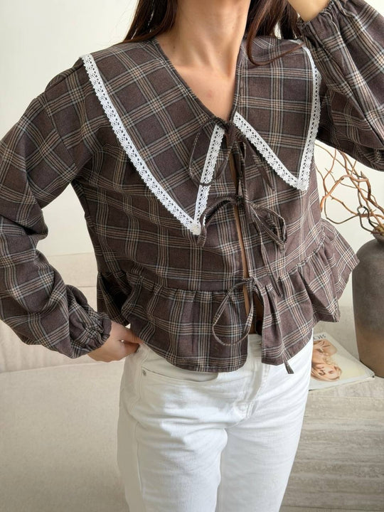 Damen Karierte Rüschenbluse mit übergroßem Spitzenkragen und Bindebändern Shop Nory
