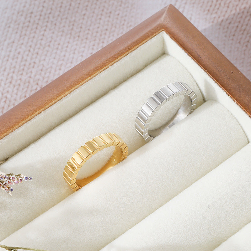 Damen Ring mit strukturiertem Kanten-Design Shop Nory