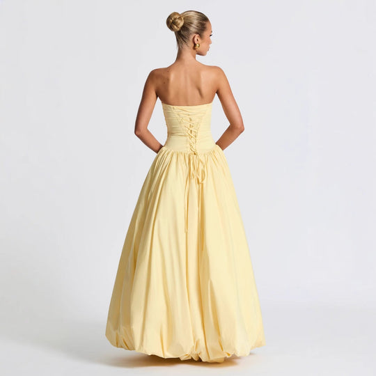 Damen Abendkleid mit figurbetontem Oberteil und asymmetrischem Rock