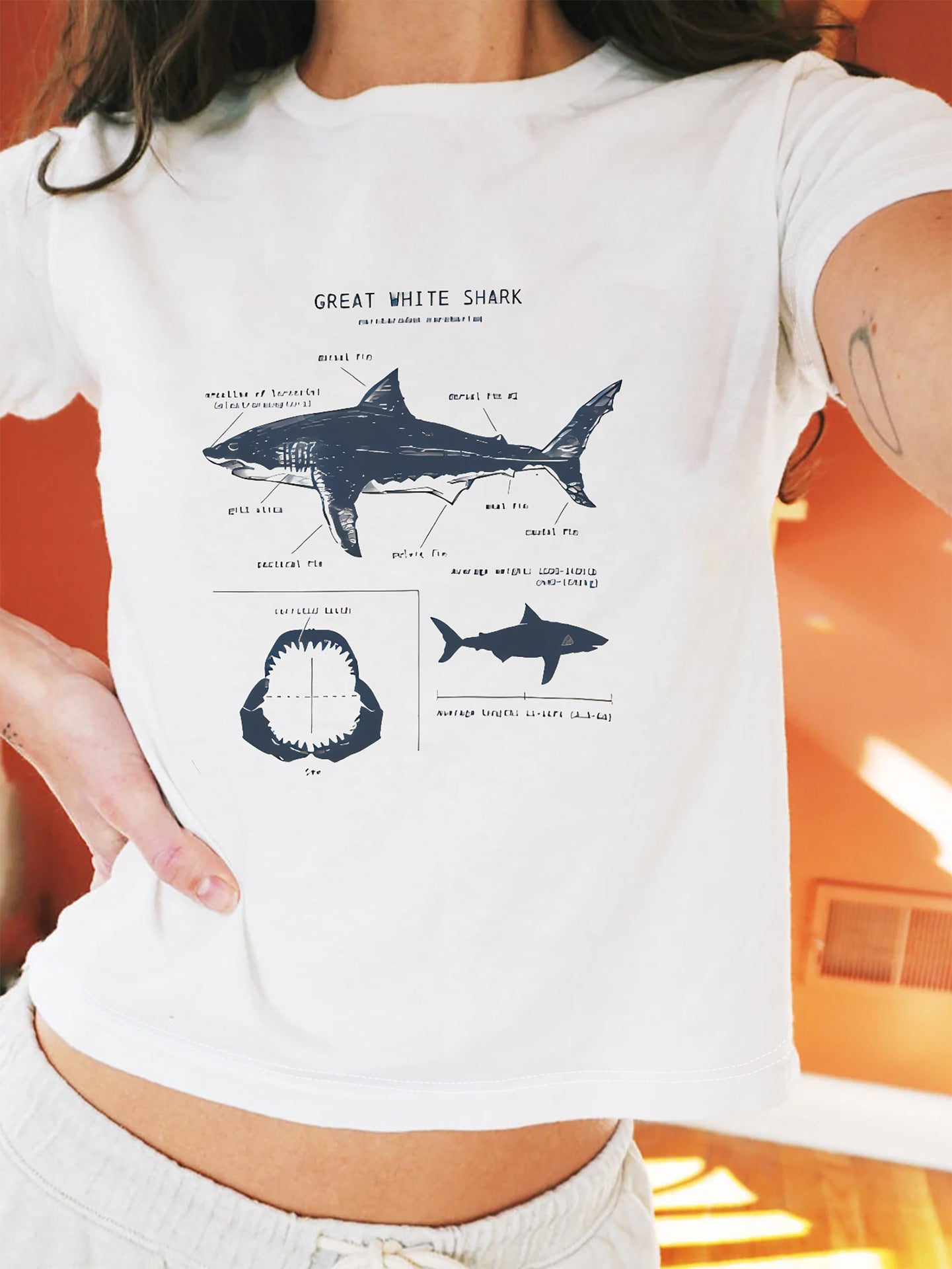 Damen Kurzarm T-Shirt mit aufgedrucktem Lippenmotiv Shopnory
