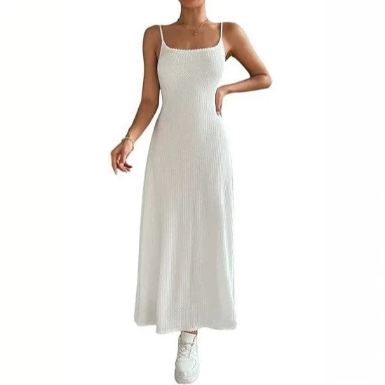 Damen Maxikleid mit zarten Trägern und raffinierter Rippstruktur