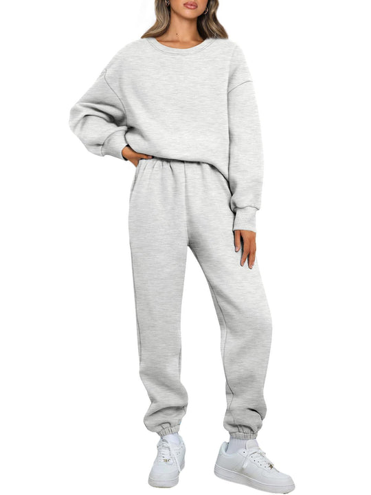 Damen nan zweiteiliges Comfort-Loungewear-Set mit oversized Rundhals, hochgeschnittener Jogginghose und elastischem Knöchelbund Shop Nory