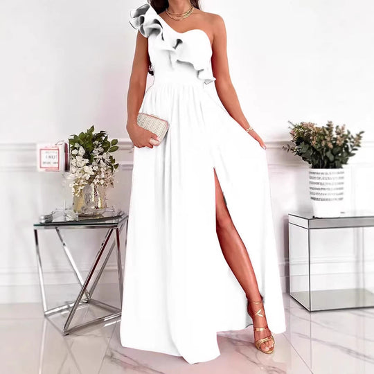 Damen Maxikleid mit asymmetrischem Schnitt und voluminösem Rüschendetail