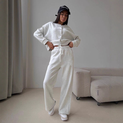 Damen Zweiteiliges Loungewear-Set aus Sweat mit geknöpfter Cropped-Jacke und weiter Kordelzughose Shop Nory