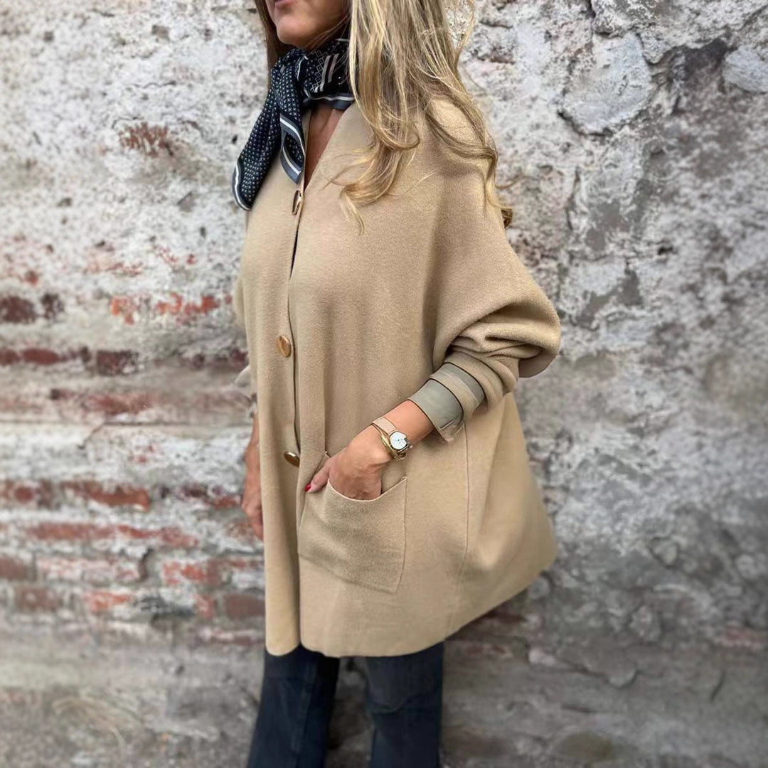 Damen Oversize Strickmantel-Cardigan mit aufgesetzten Taschen und Zierknöpfen Shop Nory